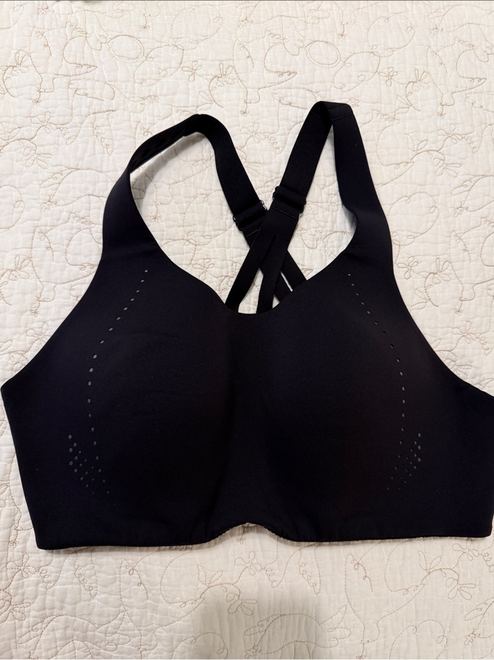 lululemon athletica AirSupport Black Wireless Crisscross Sports Bra